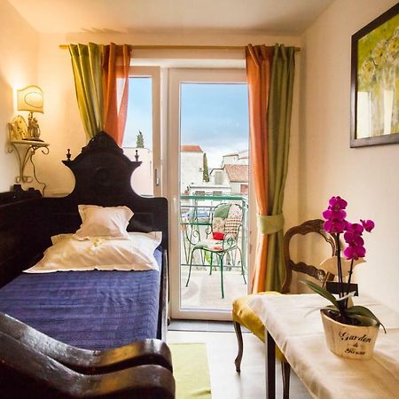 Vintage House For Rent 60M From Sea Apartment Baška Voda Екстериор снимка