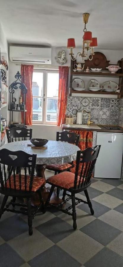 Vintage House For Rent 60M From Sea Apartment Baška Voda Екстериор снимка